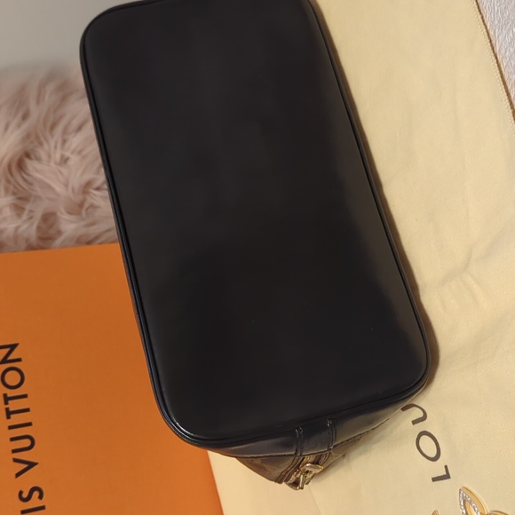 Louis Vuitton Alma Bag🔥🔥🔥 - Picture 10 of 14